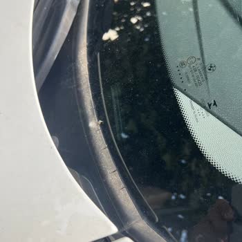 BMW Ön Cam Fitili Sorunu
