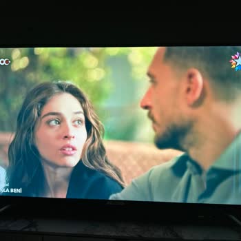Onvo Televizyonda Çizikler Çıkmaya Başladı