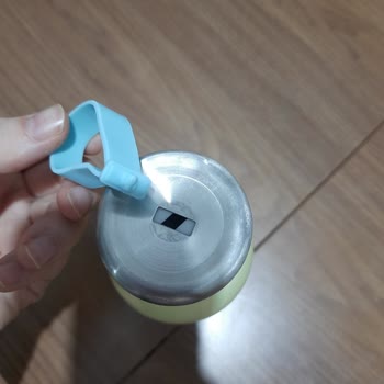 Korkmaz Mutfak Eşyaları Bambino Çocuk Matarası Kapak Bozuk