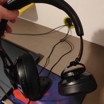 JBL Kulaklığım Kırıldı Ve Teknik Servis Bulamıyorum