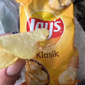 Lays Cipsi İçerisinden Böyle Çıktı