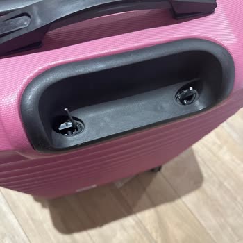 Anadolu Jet Hasar Kaydı Girilen Valizimin Parçası Kopmuş Bir Şekilde Geldi