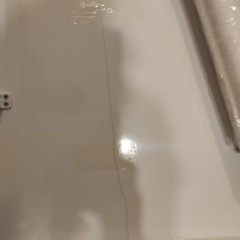 Antalya Koçtaş Mağazasından Aldığım Okyanus Masa Ve Sandalye Takımının Çatlak Ve Soyulmuş Olması