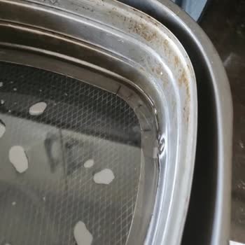 Philips 9650 XXL Airfryer İç Aparatları Yapıştırma Yapıyor