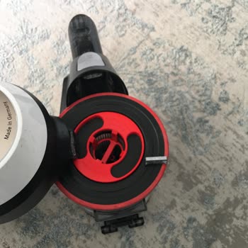 Bosch Dikey Süpürgesi Çok Çürük Yapılmış