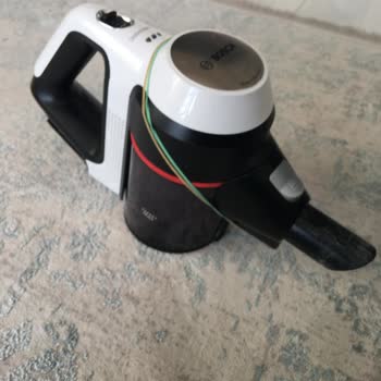 Bosch Dikey Süpürgesi Çok Çürük Yapılmış