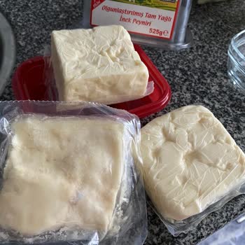 Harras Tam Yağlı İnek Peyniri Küflü Geldi