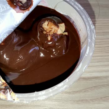 Eker Profiterol Saç