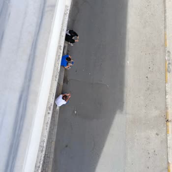 Bağcılar Belediyesi Bir Tekstil Fabrikasındaki İşçilerin Davranışları Hakkında Şikayet