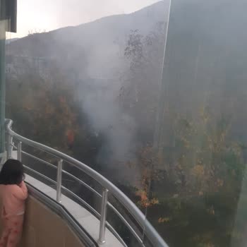 Çevre, Şehircilik Ve İklim Değişikliği Bakanlığı Tatvan Fuar Mahallesinde Çöplerin Yakılması