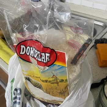 Dokuzlar Bakliyat Pirinç Paketinden Beklenmedik Bir Şey Çıktı