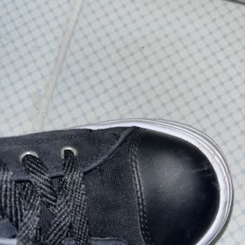 U.S. Polo Assn. Kalitesiz Ayakkabı 1 Yıl Olmadan Çöp Oldu