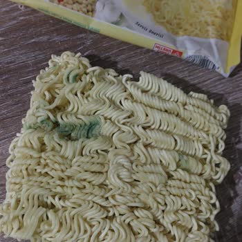 Bozuk Gıda Ürünü İndomie Noodle