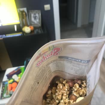 Simbat Kuruyemiş Böceklenmiş Kuruyemiş Paketi