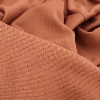 Sedabutiq (Instagram) Resimdeki Elbisenin Gelenle Alakası Yok