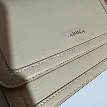 Manuka Çanta Da Kararma Ve Marka Yazısı Dökülme