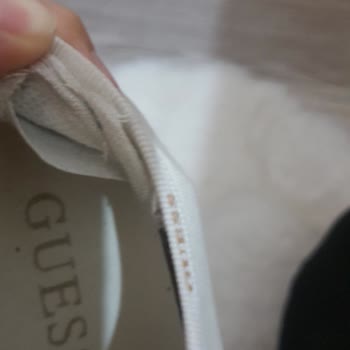 Temmuz Ayında Aldığım Guess Ayakkabı 6 Ay Bile Dayanamadı