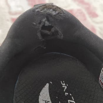 Morhipo Skechers Ayakkabı 5 Ayda Yırtıldı