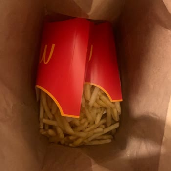 McDonald's Paket Servis Özensizliği