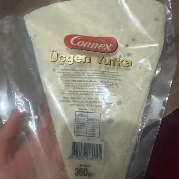 BİM Dün Aldığım Yufkanın İki Haftalık Tarihi Var Ama Küflü Çıktı