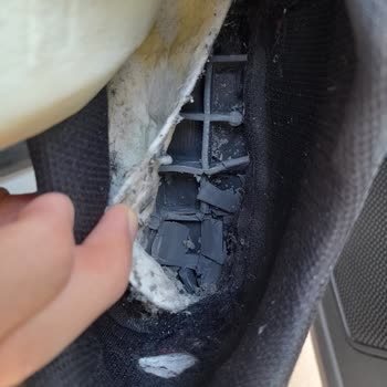 Slazenger Ayakkabımın Tabanı Kırıldı