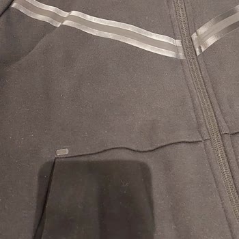 Nike Üründe Kısmen Renk Değişimi