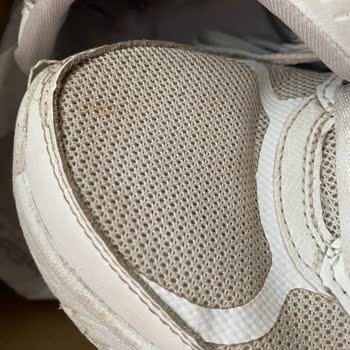 Skechers İplikler Atmadan Dikişlerinin Açılması