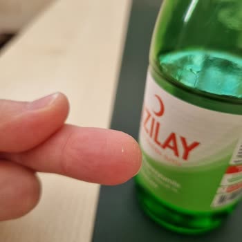 Kızılay Maden Suyundan Cam Parçası Çıktı