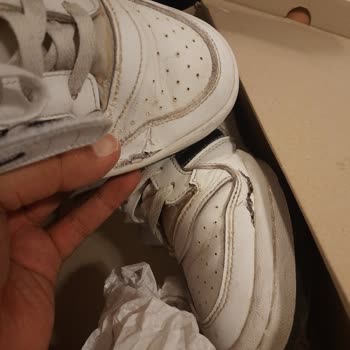 Boyner Adidas Ayakkabılarının Kusurlu Olması