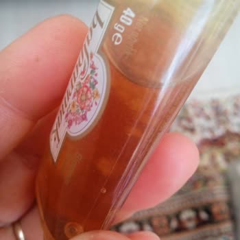 Balparmak Balda Küf Var Parçalar Var İçinde