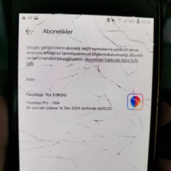 FaceApp Abone Olduğum Halde Tekrar Satın Alın Yazısı Çıkıyor