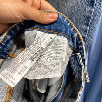 Stradivarius Ürünlerini İnceleyerek Alın.