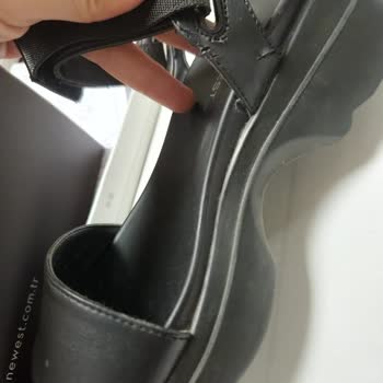 Nine West Ürünlerinin Arkasında Durmaması