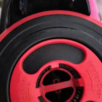 Bosch Marka Dikey Süpürge 7 Serisi Kırıldı