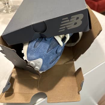 SuperStep'ten Alınan Ayakkabının Kargo Dan Geliş Şekli