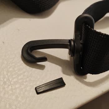 LC Waikiki Kısa Sürede Deforme Olan Ürün