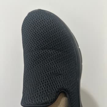 Skechers Ayakkabı Üst Kısım Kıvrılma İzi