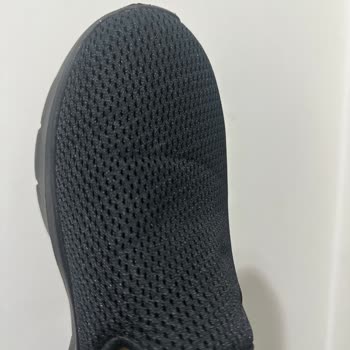Skechers Ayakkabı Üst Kısım Kıvrılma İzi