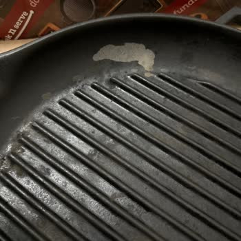 Lava Izgara Döküm Tava Kaplaması Dağıldı