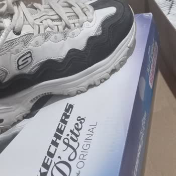 Skechers D'lites Dikiş Yerinden Patladı.