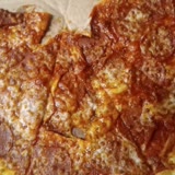 Domino's Pizza Malzeme Eksikliği Hamurun Kağıt Gibi Olması