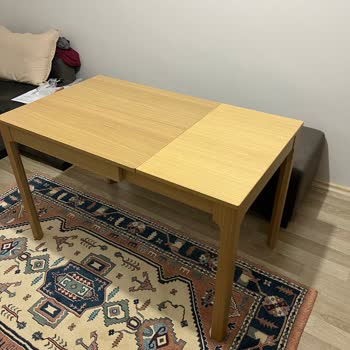 IKEA Ekedalen Açılabilir Masanın Renk Tonu Uyumsuzluğu