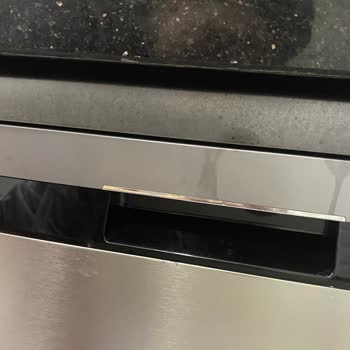 Arçelik İnox Model Bulaşık Makinesi