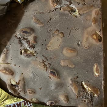 Ülker Bütün Antep Fıstıklı Çikolata Kurtlu Çıktı