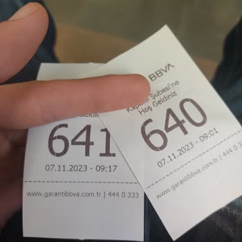 Garanti BBVA Şube Sırası Geç Geliyor