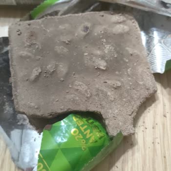 By Karmen Karmen E Şikayet