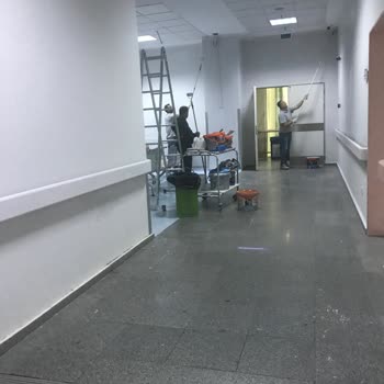 Malatya Eğitim Ve Araştırma Hastanesi Hastanede Boya Hastaların İçinde