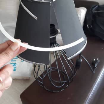 PTT Kargomu Kırdı