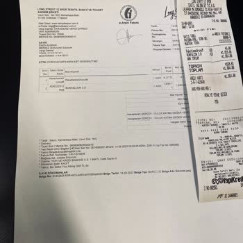 adidas Kısa Bir Süre İçerisinde Ve Arada Bir Giyindiğim Ayakkabıda Sorun Olma