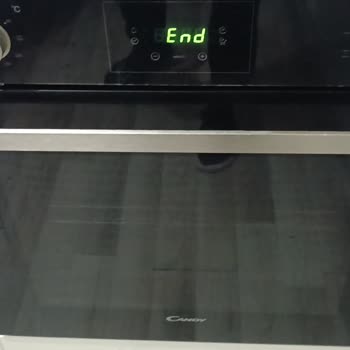 Candy Beyaz Eşya Candy Marka Ankastre Mutfak Fırını Çalışmıyor.